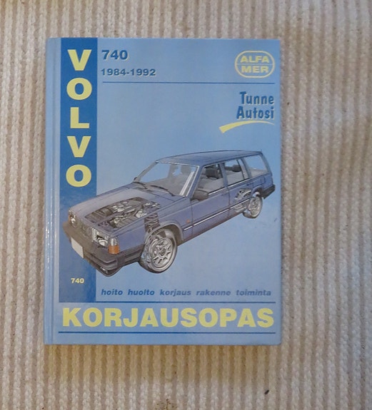Volvo 700 sarjan korjausopas