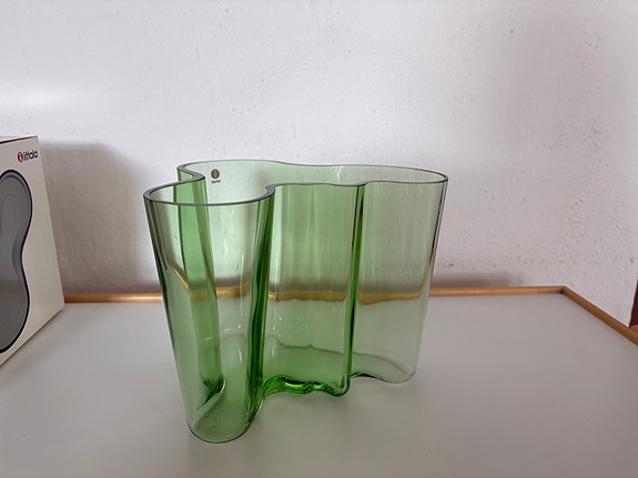 Iso 160mm Aalto maljakko omenan vihreä