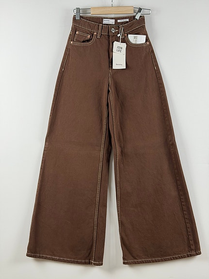 Bershka wide leg farkut – uudet, korkea vyötärö (EU 32)