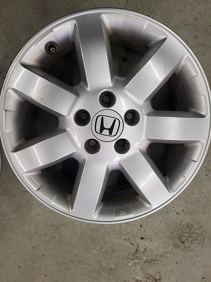 Alumiinivanteet 17".  5x114.3