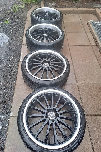 Mandrus FE71 20", Mercedes vanteet, 20 8,5"/10" hyvillä renkailla