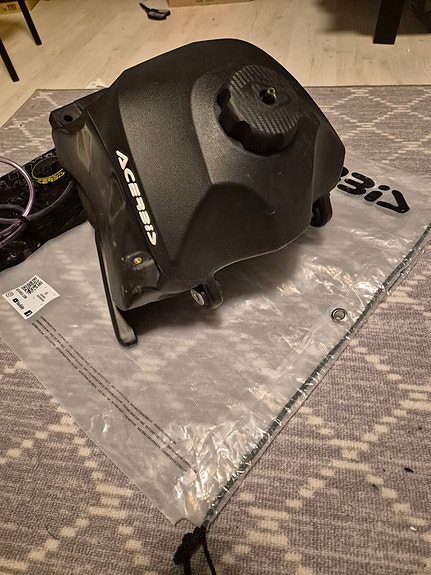 Product image 3 of 6