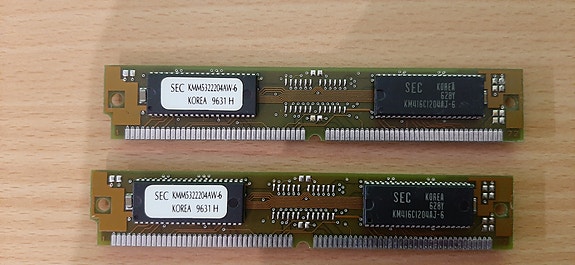 72-pin SIMM muistipari 16MB (2x 8MB) – Samsung SEC EDO 60ns