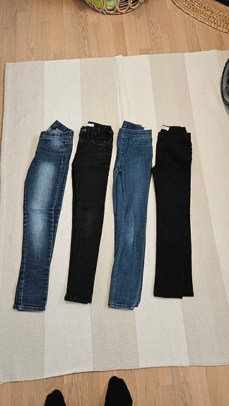 4 × farkut 128 cm, yht. 7€ (Espoo)