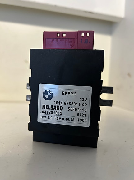 BMW 530d e60 polttoainepumpun ohjainyksikkö