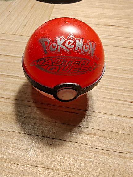 Topps Pokemon Master quest -pallo