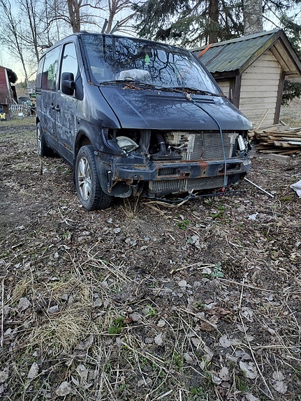 Vito varaosiksi 350€! Tämän viikon jälkeen lähtee purkaamolle!