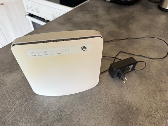 Huawei CPE E5186 4G modeemi