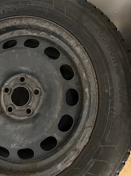 Kitkarenkaat peltivanteilla 5x100 205/60r16
