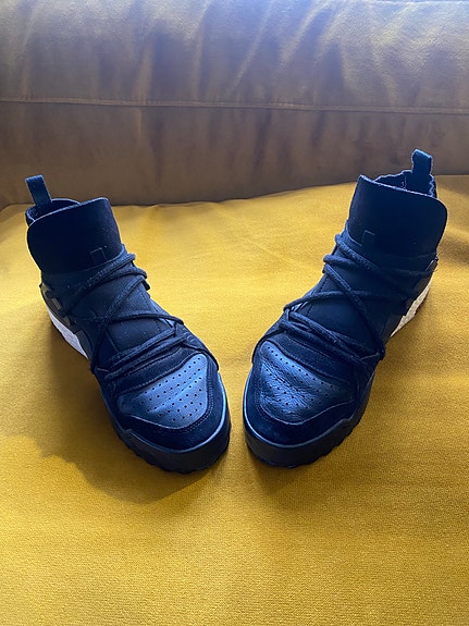 Adidas x Alexander Wang EU42 US9