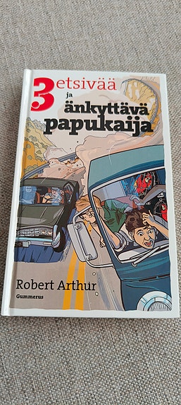 3 etsivää ja änkyttävä papukaija kirja