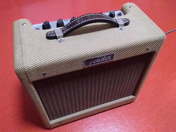 Fender Bronco Tweed (Solid state amp      = transistorivahvistin) USA