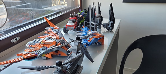 Legoja, 6 eri alusta- autoa