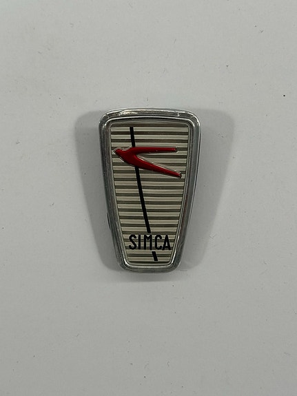 Simca 1000 hansikaslokeron kannen merkki
