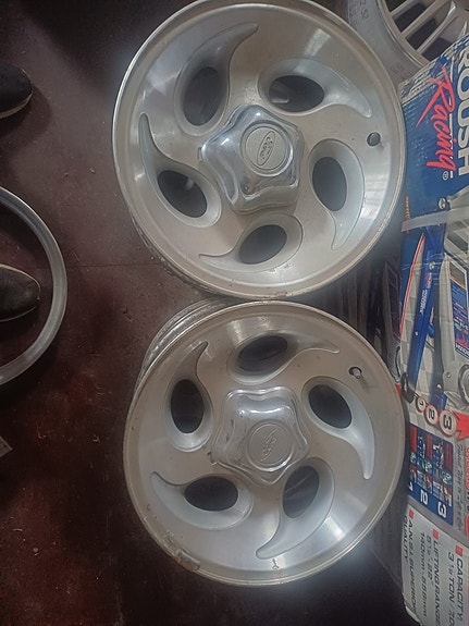 Ford alumiinivanteet