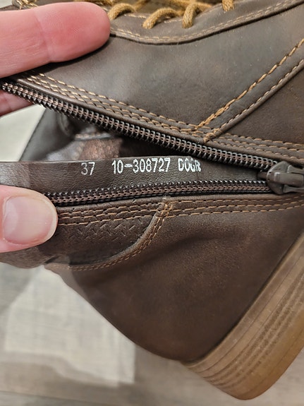 Product image 9 of 10
