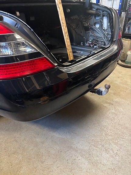 Mercedes Benz S w221 alkuperäinen alle taittuva vetokoukku A2213100104
