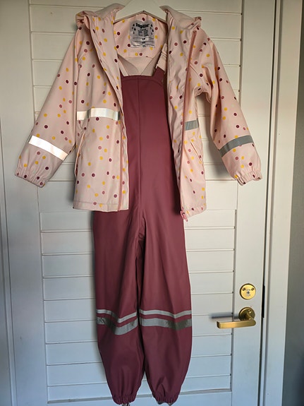 Vuorellinen kura-asu