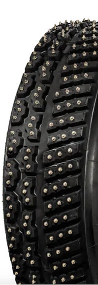 Ostetaan 185 leveitä 15" piikkirenkaita