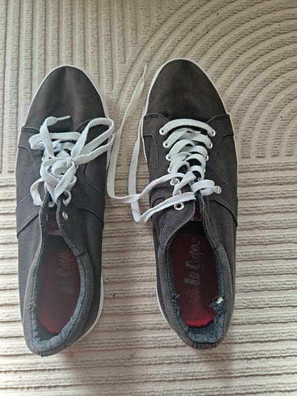 Lee Cooper-tennarit