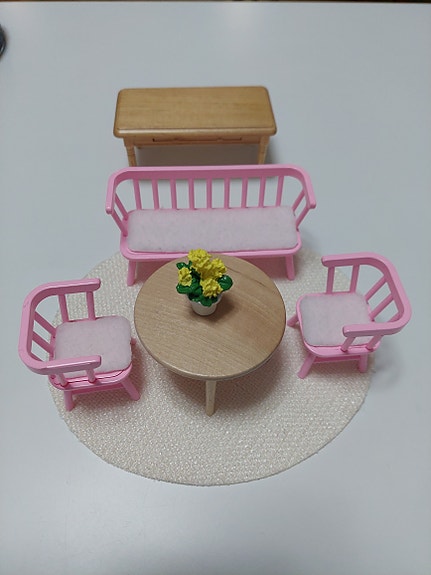 Lundby nukkekodin keittiökalusteet