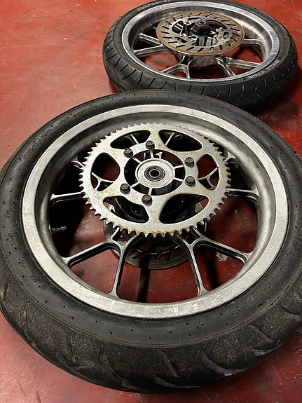 Product image 3 of 6