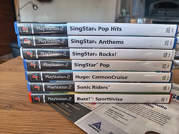 PS2 pelit käytetyt