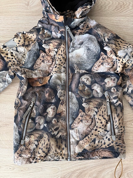 Molo Toppatakki Castor Fur, Sleeping Cubs 134cm