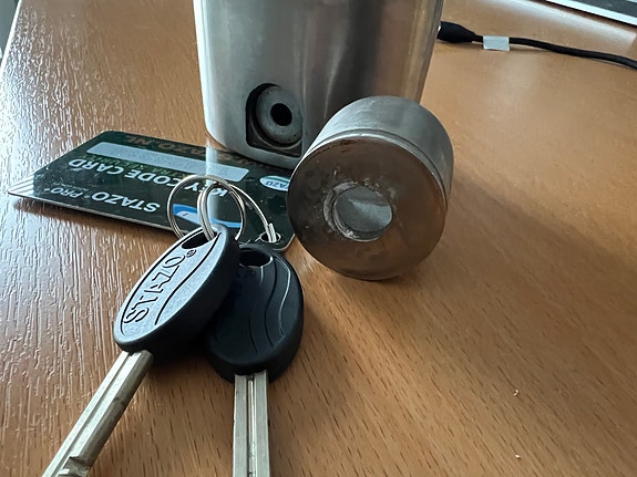 Product image 2 of 8