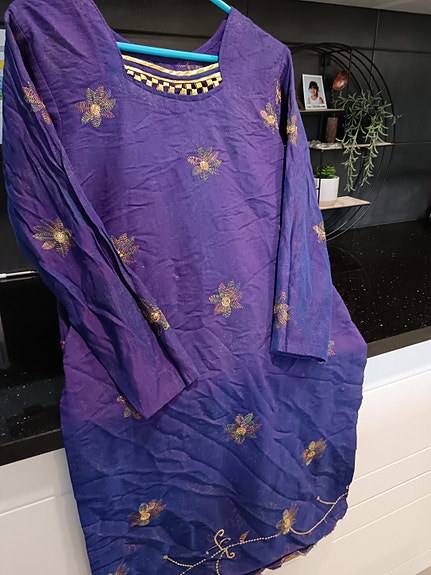 Silkki violetti tunika tai mekko