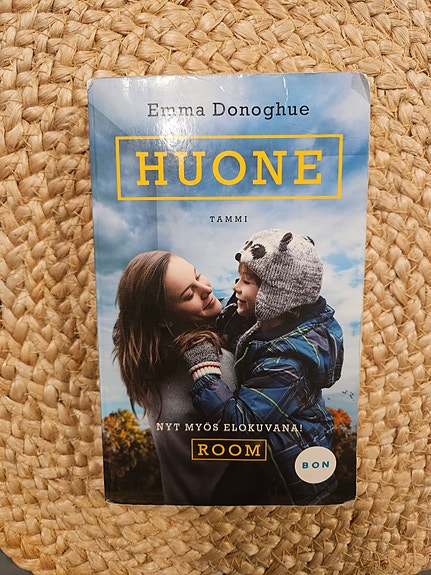 Pokkari: Huone, Emma Donoghue