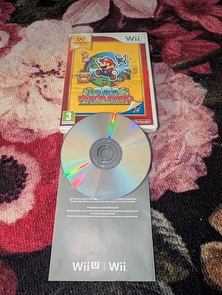 Konsolipeli (Wii) - Super Paper Mario