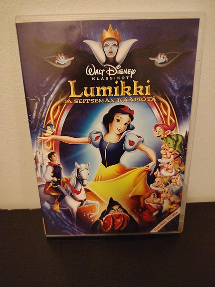 Walt Disney Lumikki ja seitsemän kääpiötä DVD