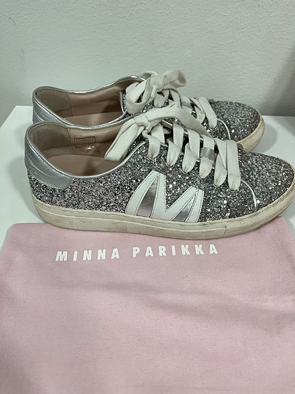 Minna Parikka tennarit 38 hopea glitter