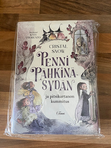 Cristal snow Penni pähkinäsydän ja pitsikartanon kummitus