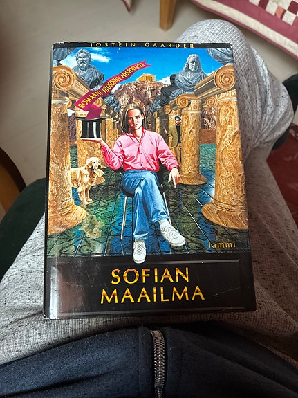 Gaarder Sofian maailma kirja kovakantinen
