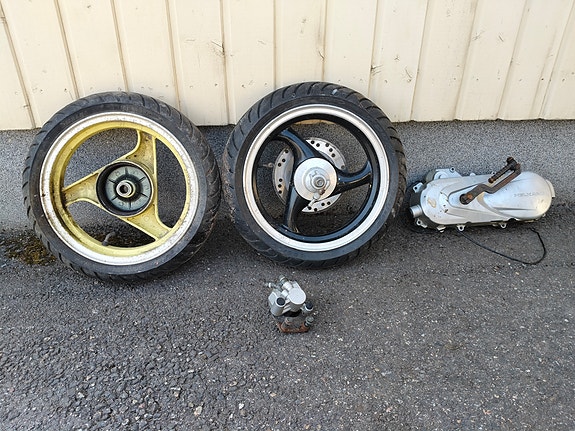 Product image 2 of 5