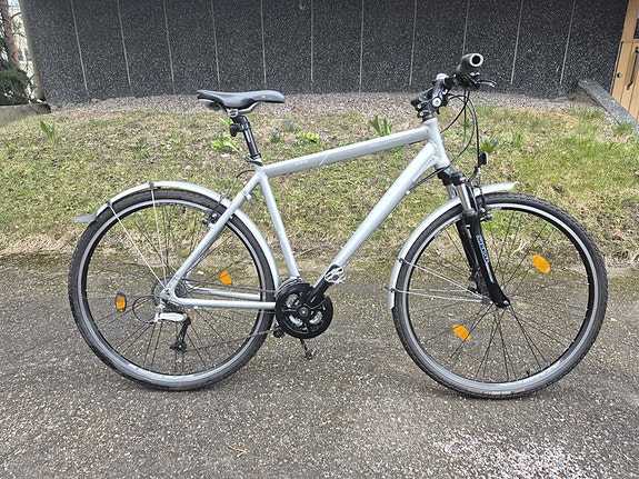 Insera hybridipyörä 28" miehet alumiini