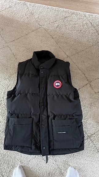 Canada Goose liivi musta L Miehet