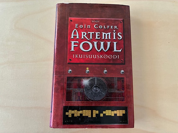 Eoin Colfer: Artemis Fowl; Ikuisuuskoodi