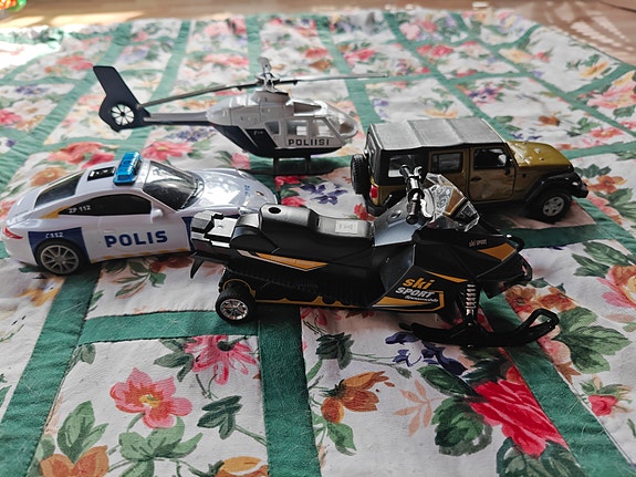 Product image 2 of 7