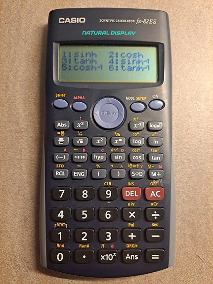 Casio Fx-82ES laskin