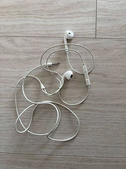 Apple EarPods kuulokkeet
