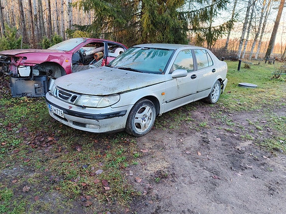 Saab 9-5 2.3 vm.-98 osina
