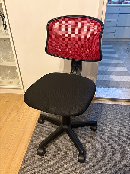 Lasten työtuoli