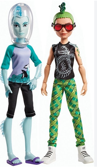 Monster High kuvan mukaisten nukkejen tarvikkeet hakusessa