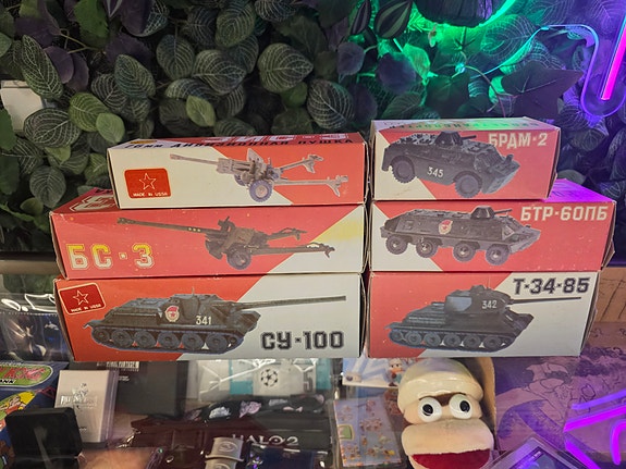 Product image 9 of 10