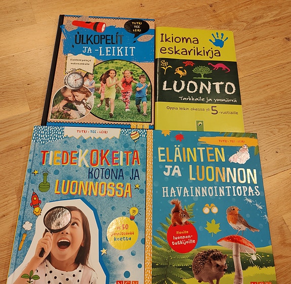 Lasten tietokirjoja