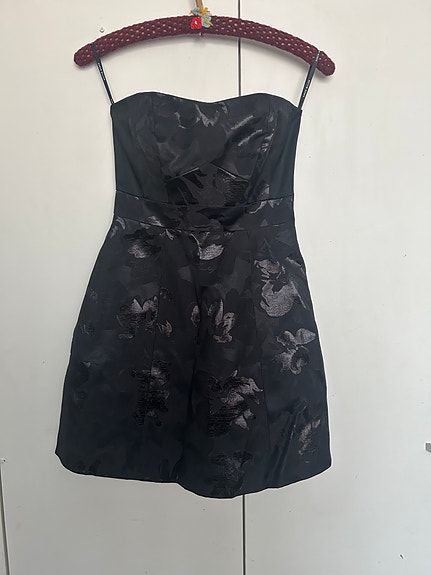 Karen Millen mekko