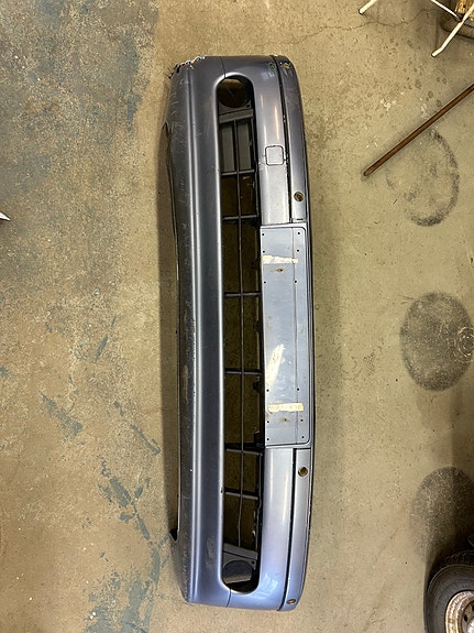 BMW E39 etupuskuri